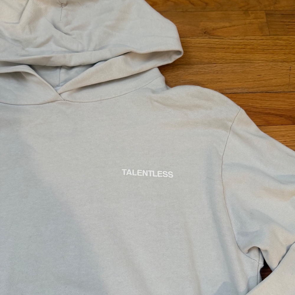 Talentless Women Hoodie Light Gray Bone Fleece Pullover Sweatshirt Logo Large - Picture 2 of 3